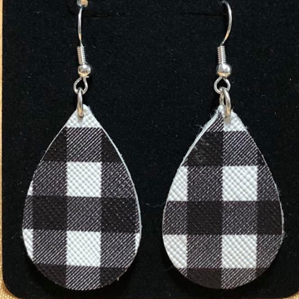 BUFFALO PLAID LEATHER EARRINGS